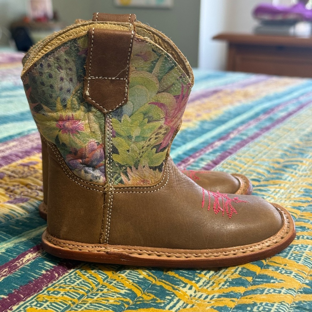 Roper Toddler Baby size 3 Brown and Floral Baby Leather Cowgirl Boots
